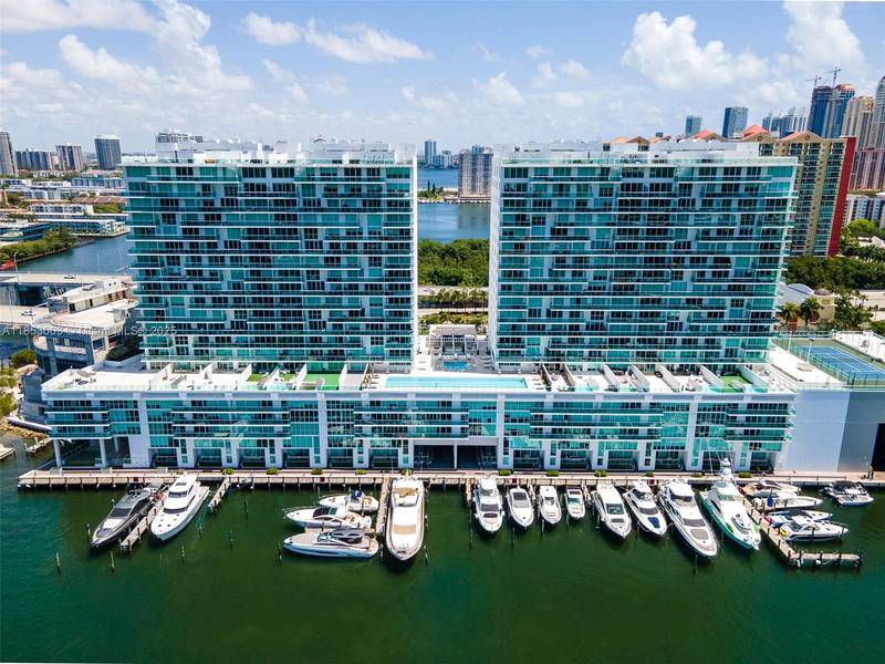 400 Sunny Isles Blvd #1604, Sunny Isles Beach, FL 33160