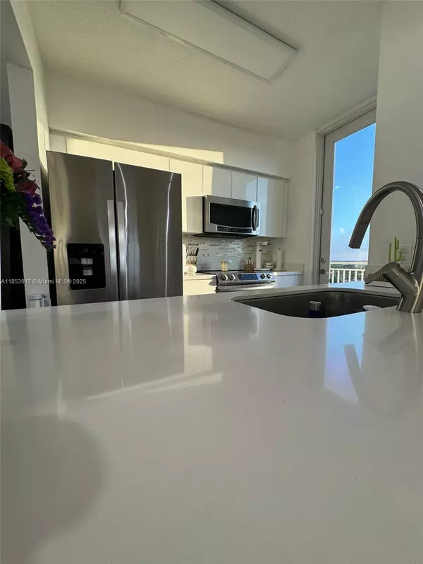 Miami, FL 33134,215 SW 42nd Ave #PH01