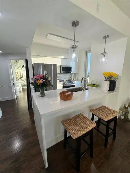 215 SW 42nd Ave #PH01, Miami, FL 33134