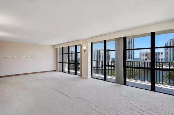 Hallandale Beach, FL 33009,800 Parkview Dr #1030