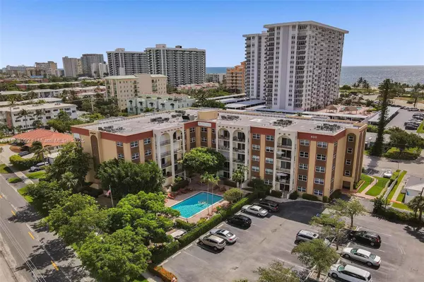 400 N Riverside Dr #106, Pompano Beach, FL 33062