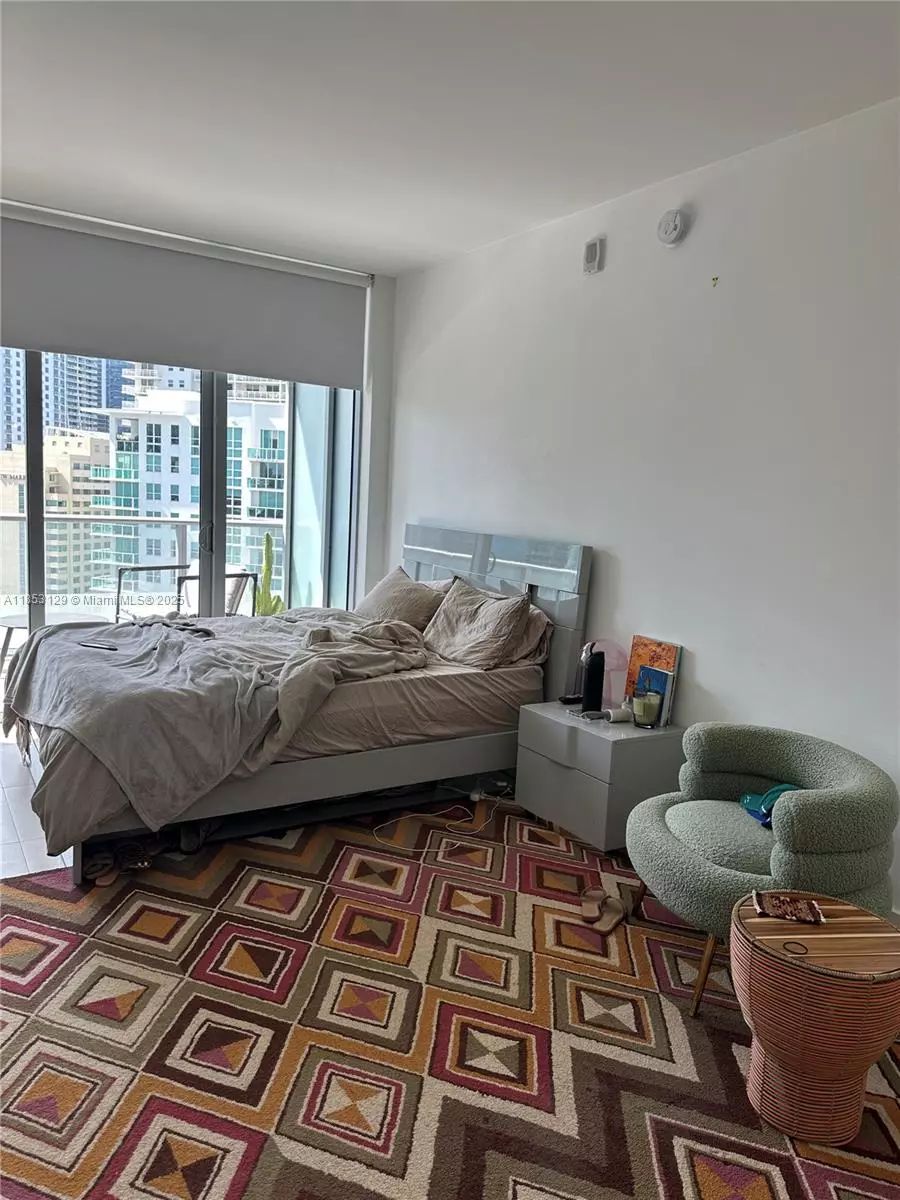 Miami, FL 33131,1300 Brickell Bay Dr #2213