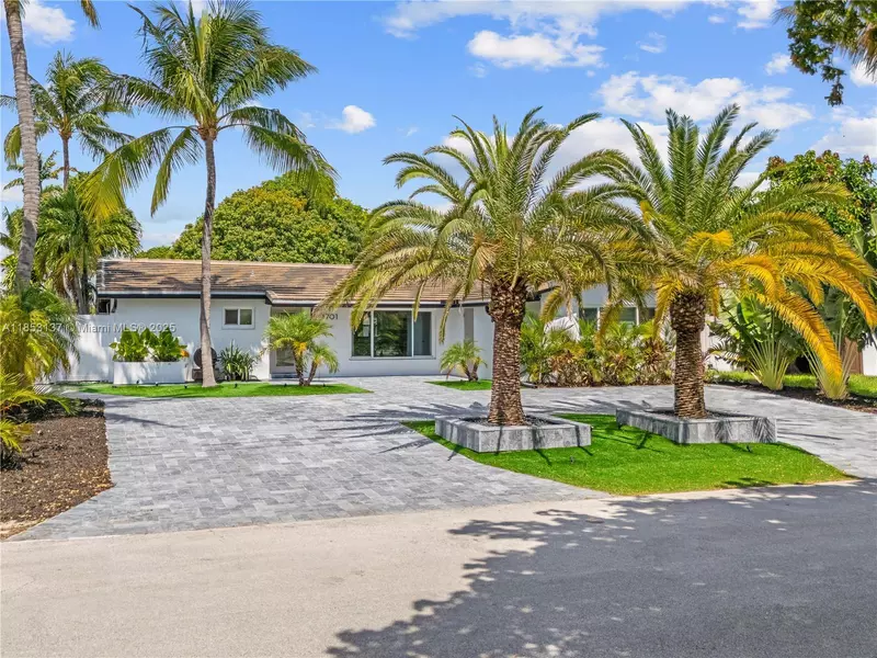 1701 SW 3rd Ave, Pompano Beach, FL 33060