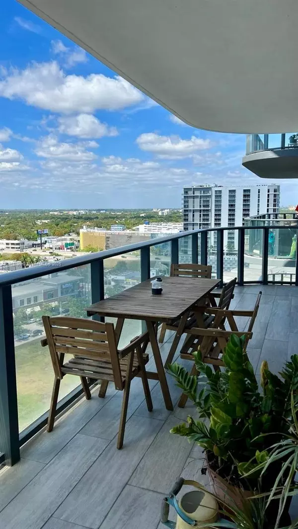 121 NE 34th St #1701, Miami, FL 33137
