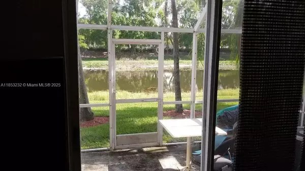 Weston, FL 33327,1354 Veracruz Ln #3-8
