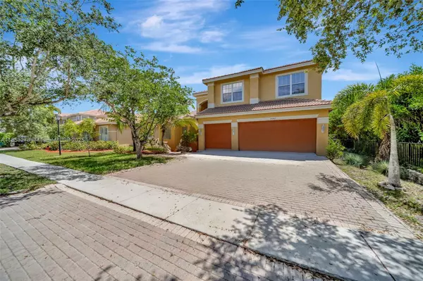 Miramar, FL 33029,4547 SW 186th Way