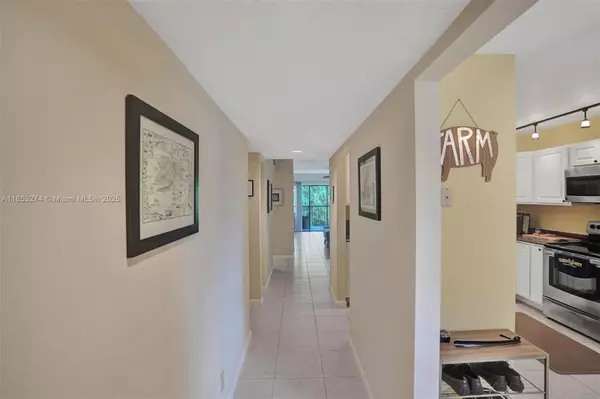 Coconut Creek, FL 33063,1786 Hammock Blvd #218