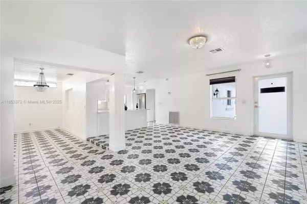 Miami, FL 33157,11341 SW 153rd St