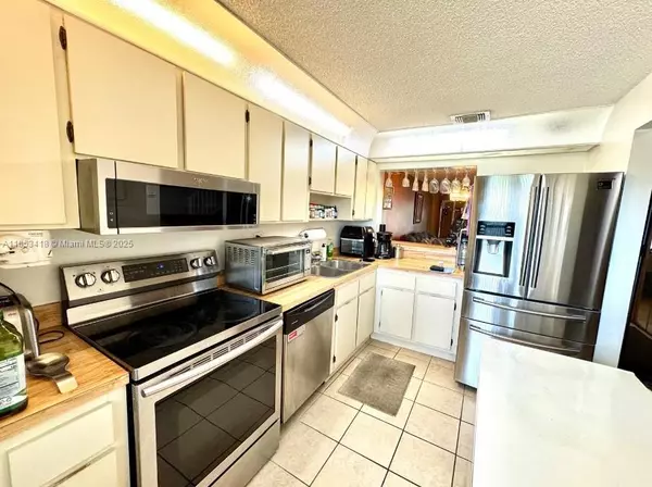 Pembroke Pines, FL 33024,1444 NW 97th Ave #267