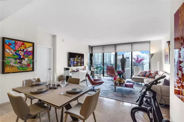 88 SW 7th St #3907, Miami, FL 33130