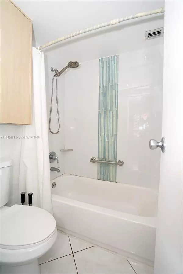Hallandale Beach, FL 33009,600 Three Islands Blvd #1416
