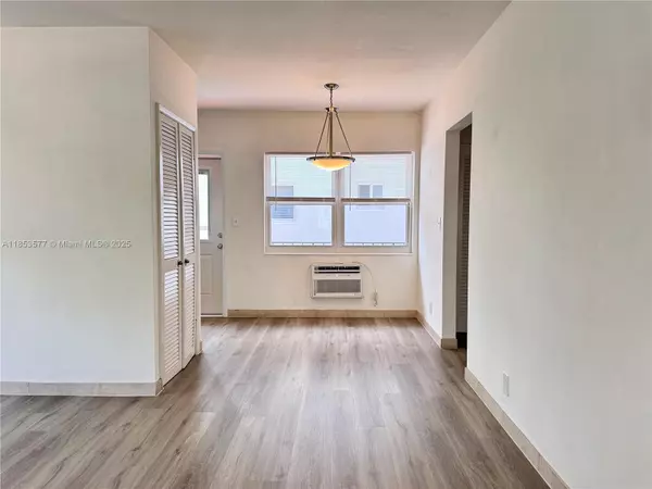 Hollywood, FL 33020,1845 Jefferson St #7