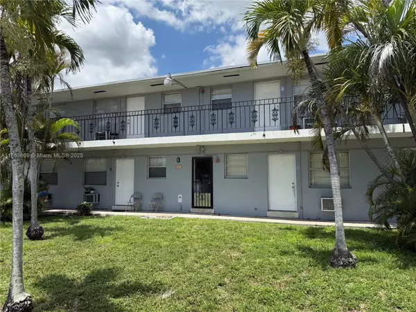519 SW 27th Ave #201, Fort Lauderdale, FL 33312