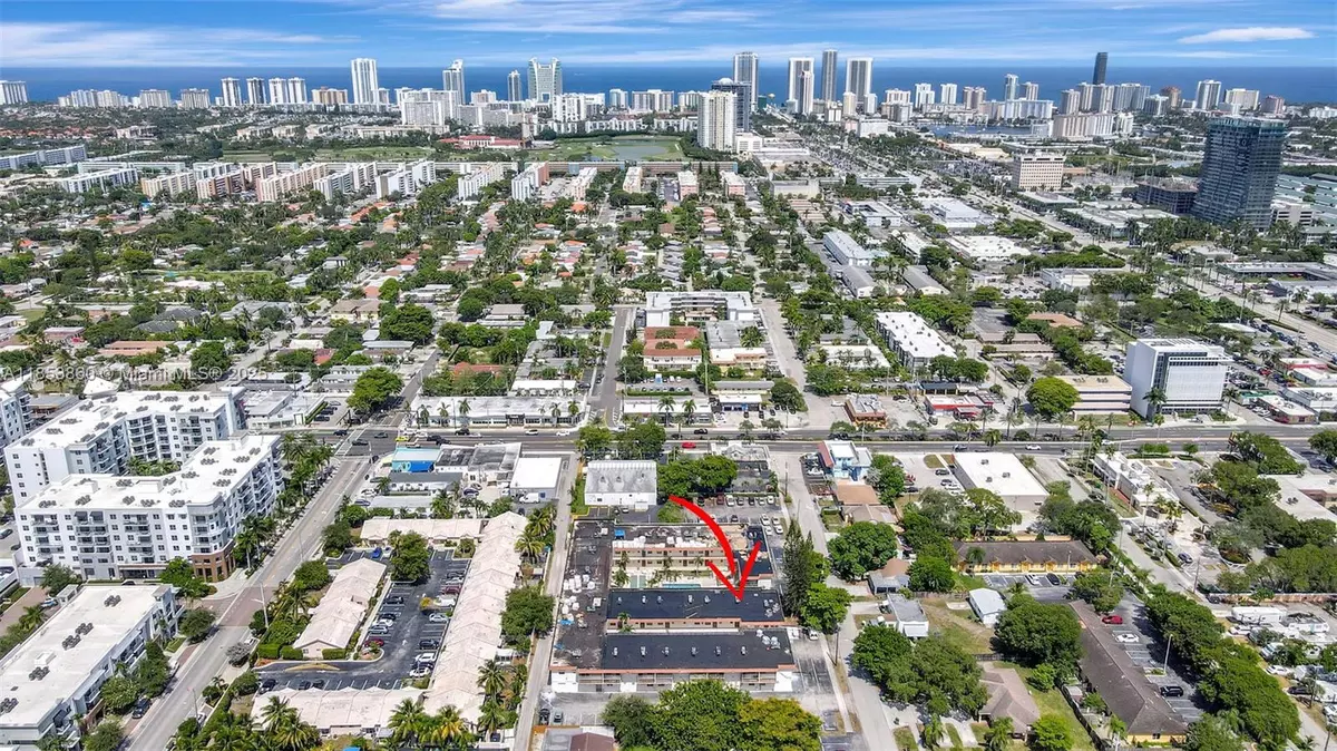 Hallandale Beach, FL 33009,415 NE 2nd St #124