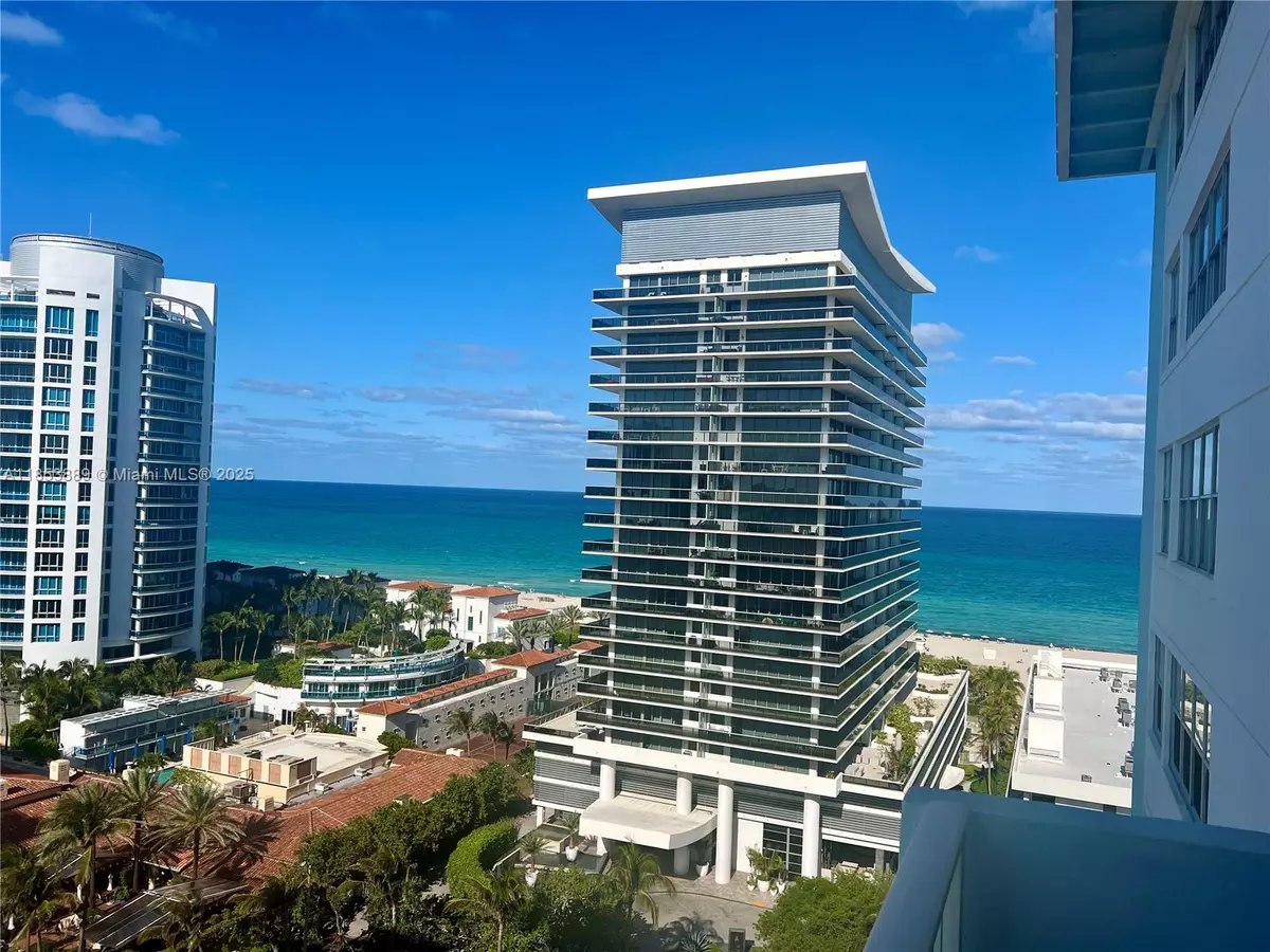 Miami Beach, FL 33140,5838 Collins Ave #14D