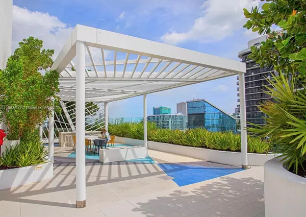 Miami, FL 33130,45 SW 9th St #2510