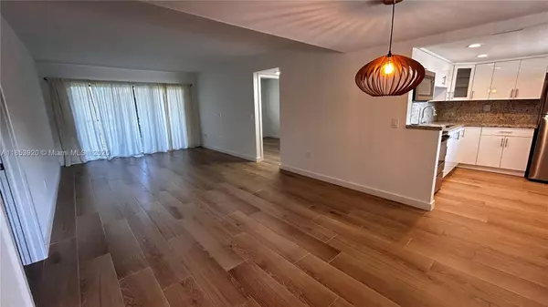 Miami, FL 33173,8415 SW 107th Ave #341W