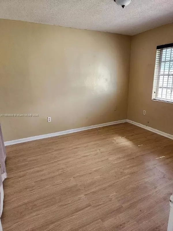 Miami, FL 33150,7631 NW 2nd Ct #1