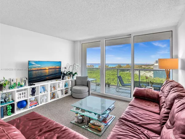 Sunny Isles Beach, FL 33160,100 Bayview Dr #1025