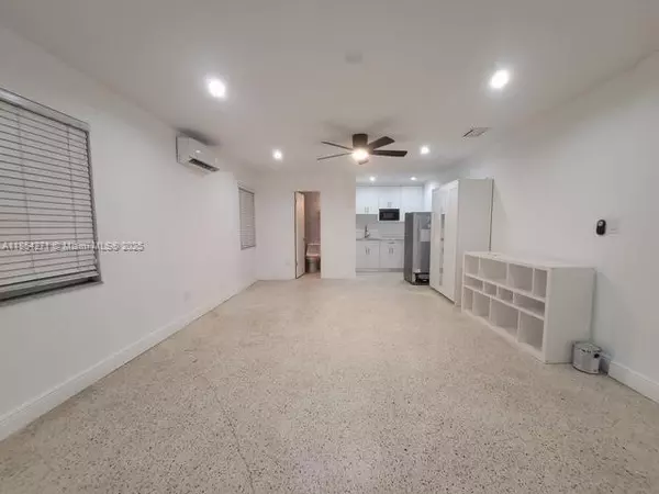 Miami, FL 33125,1010 NW 23rd Ave #3
