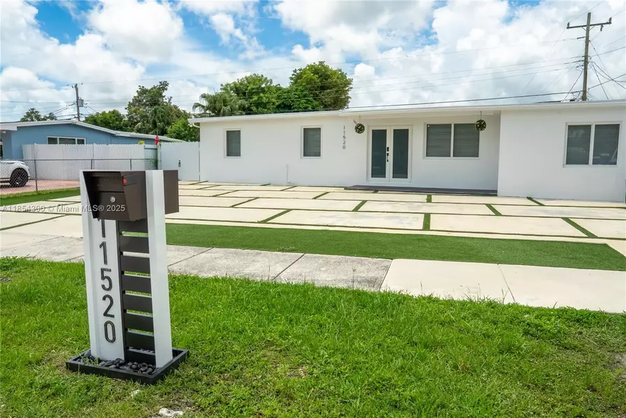 11520 SW 57th St, Miami, FL 33173