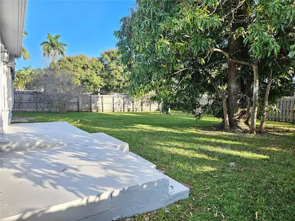 Oakland Park, FL 33309,770 NW 38th St