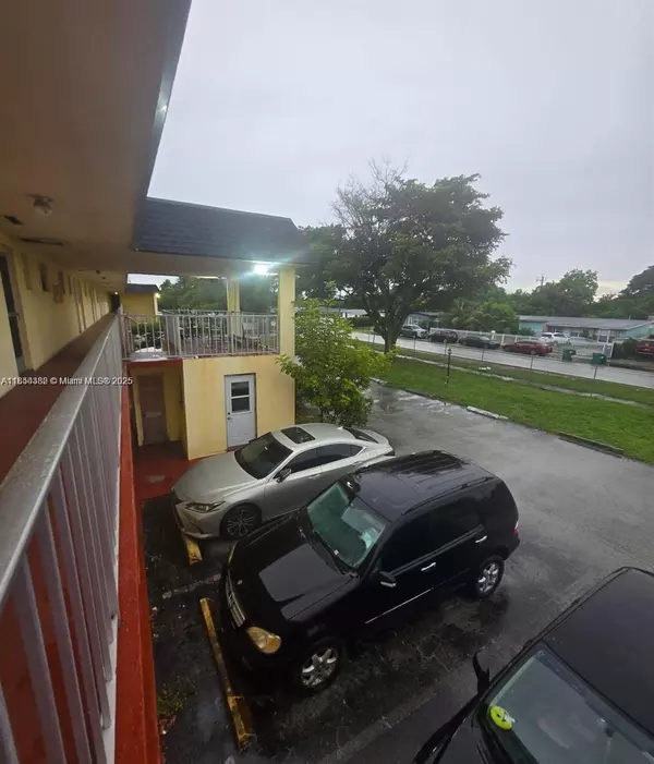 Miami, FL 33179,19305 NE 2nd Ave #2318