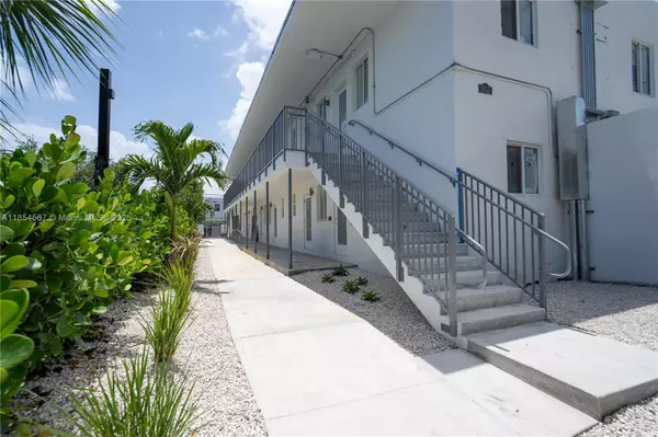 Miami, FL 33136,1955 NW 2nd Ct #102
