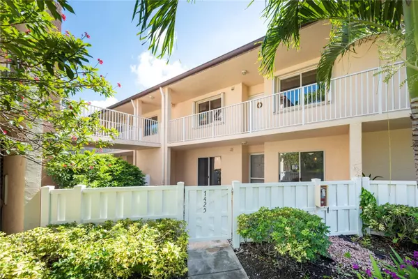Tamarac, FL 33321,7425 N Devon Dr #107
