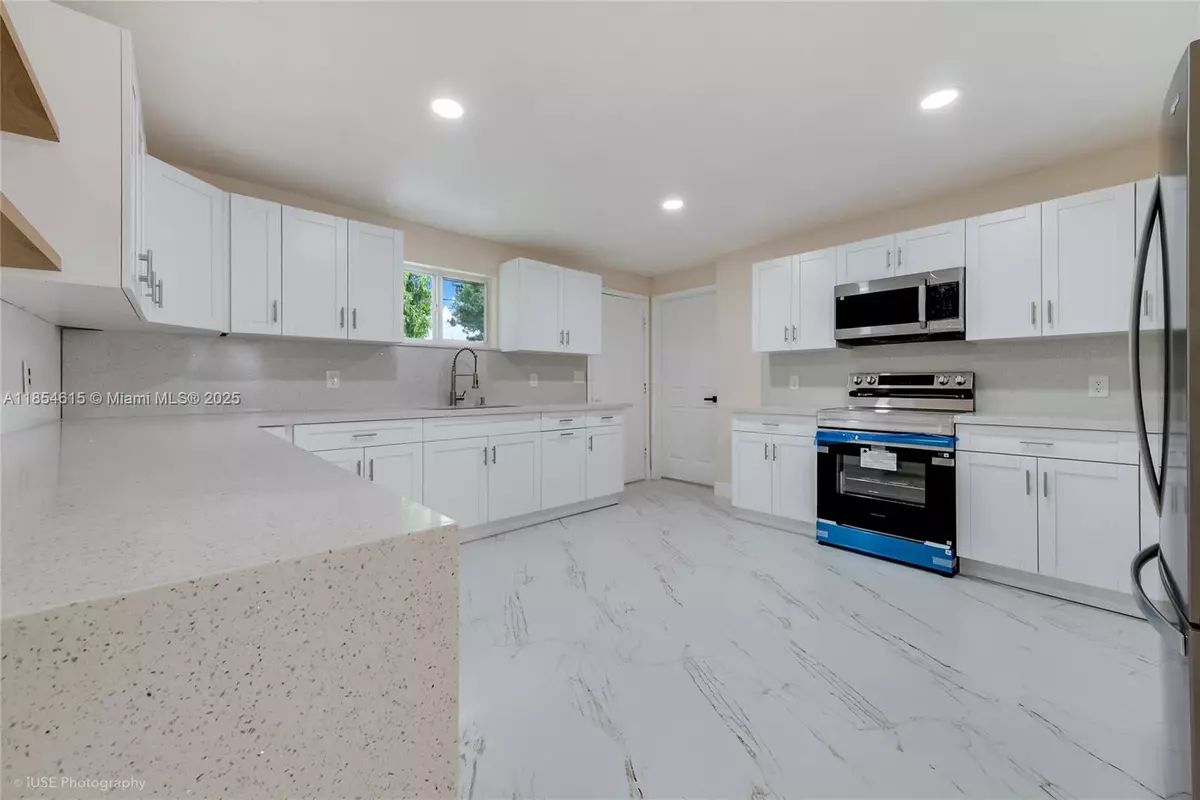 Cutler Bay, FL 33157,10421 SW 184th St #0