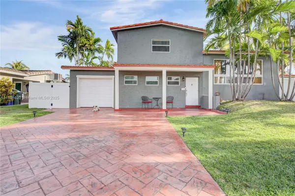 1100 NE 4th St #-, Hallandale Beach, FL 33009