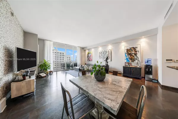 Miami, FL 33131,901 Brickell Key Blvd #3002