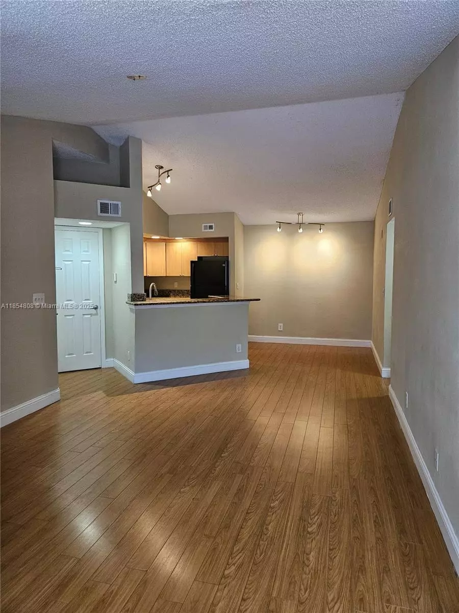 Sunrise, FL 33325,731 Vista Isles Dr #1524