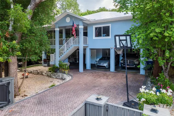 Key Largo, FL 33037,207 Sunset Blvd