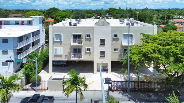 3201 W Flagler St #209, Miami, FL 33135