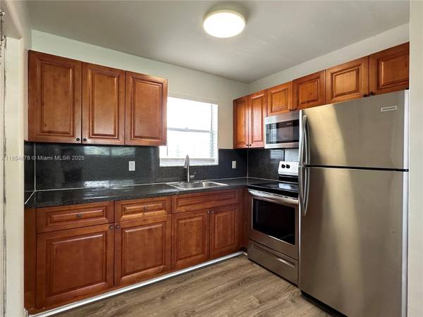 5661 SW 36th Ct #205, Davie, FL 33314