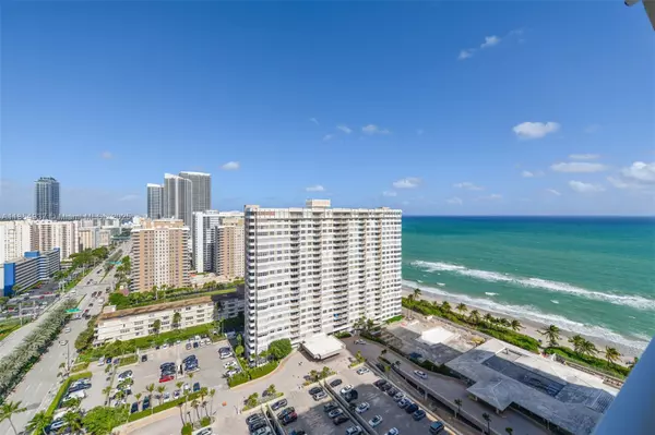 Hallandale Beach, FL 33009,1980 S Ocean Dr #PHM