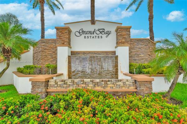 8630 NW 101st Pl, Doral, FL 33178
