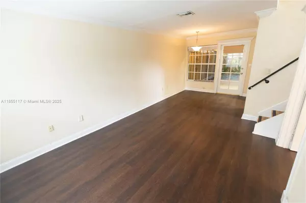 Miami, FL 33133,2939 Day Ave