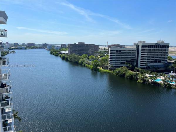 5077 NW 7th St #PH 4 (1604), Miami, FL 33126