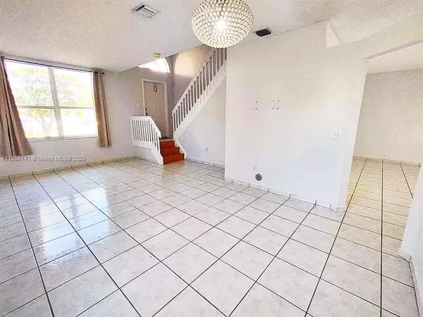 Pembroke Pines, FL 33028,15472 NW 12th Ct
