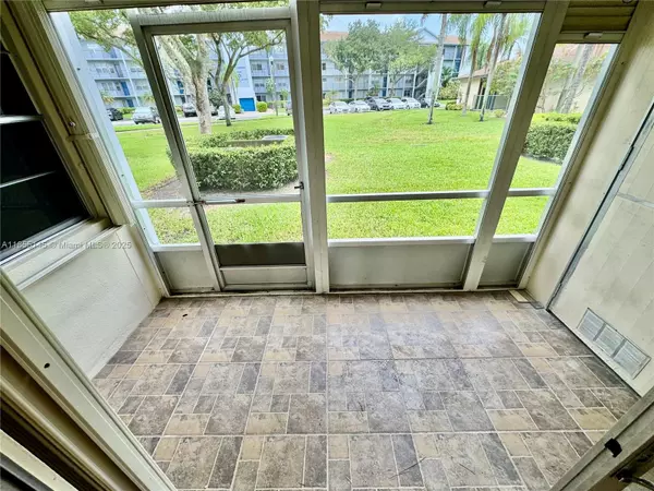 Pembroke Pines, FL 33027,650 SW 124th Ter #108P