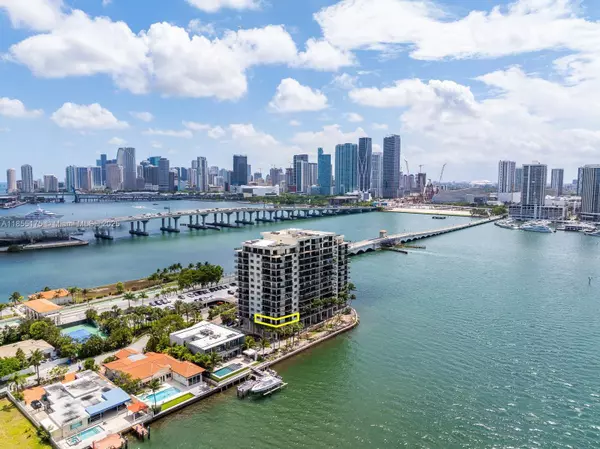 801 N Venetian Dr #201, Miami, FL 33139