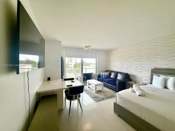 Sunny Isles Beach, FL 33160,19201 Collins Ave #309