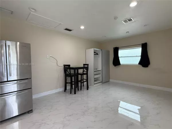 Miami, FL 33165,1715 SW 102nd Ct #0