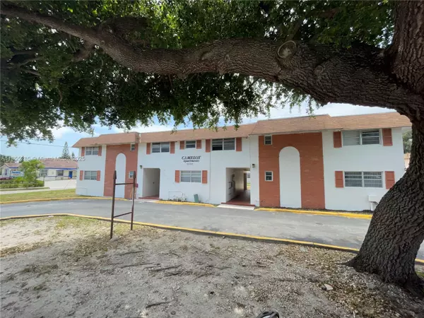 15700 NW 2nd Ave #202, Miami, FL 33169