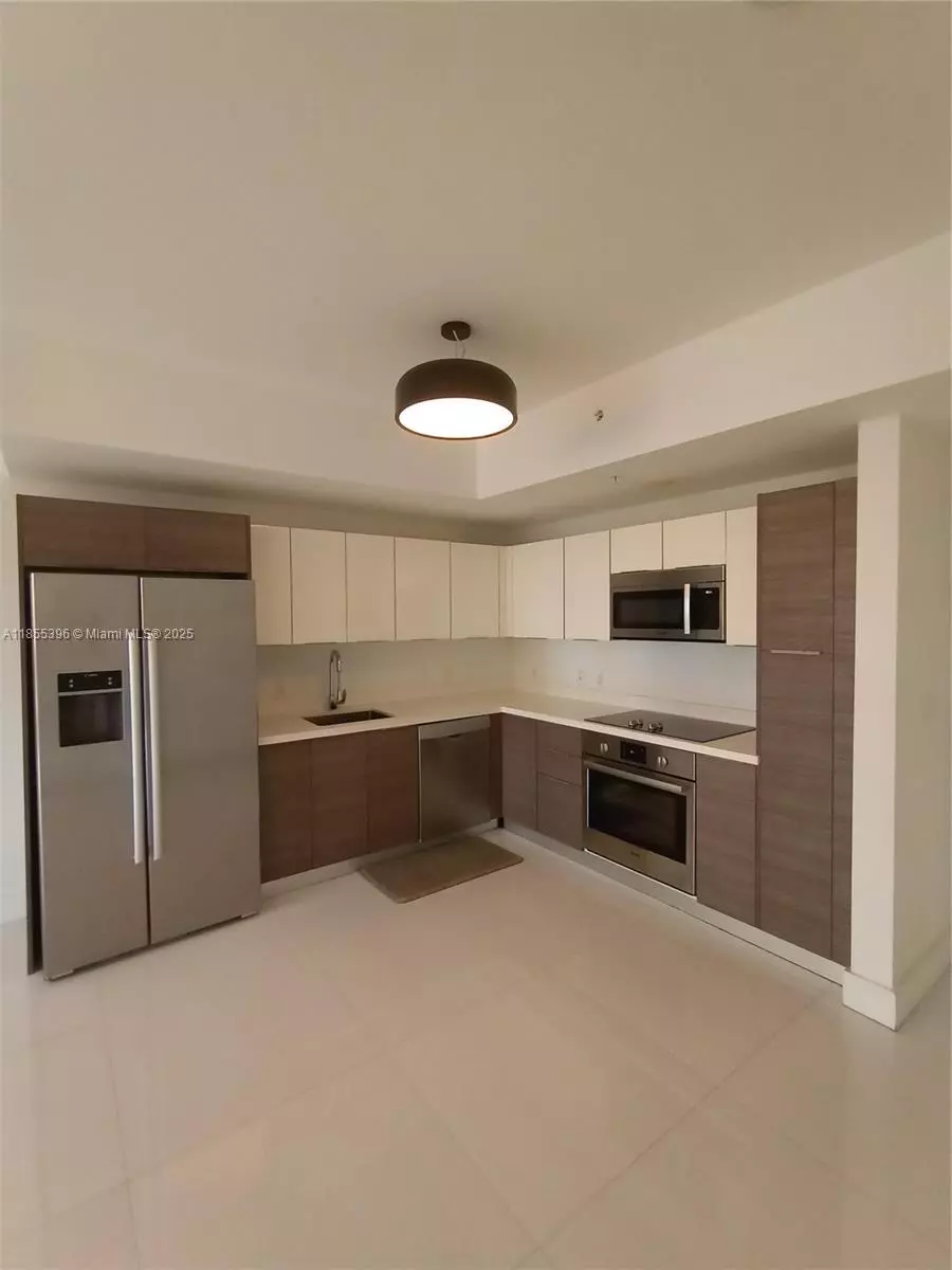 Miami, FL 33130,1010 SW 2nd Ave #1806