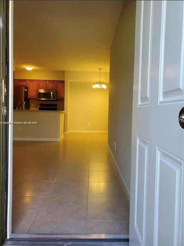 Pembroke Pines, FL 33026,Address not disclosed