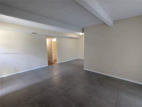 Pompano Beach, FL 33060,1025 S Flagler Ave #806