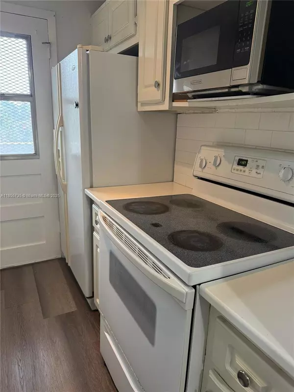 North Miami, FL 33161,1475 NE 125th Ter #511B